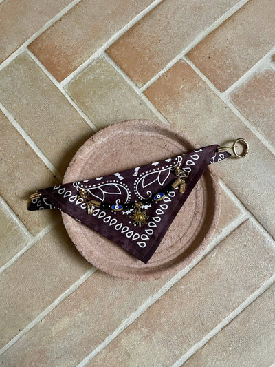 Collier bandana marron Cairo Rider pour chiens et chats